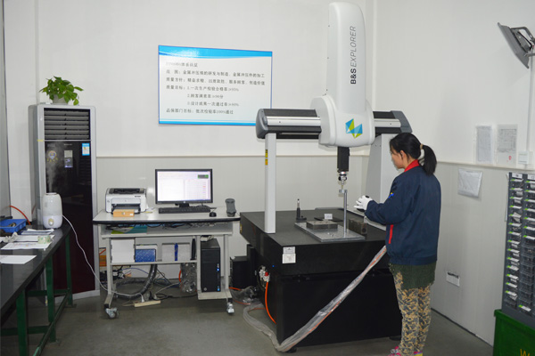 苏州崴骏精密模具